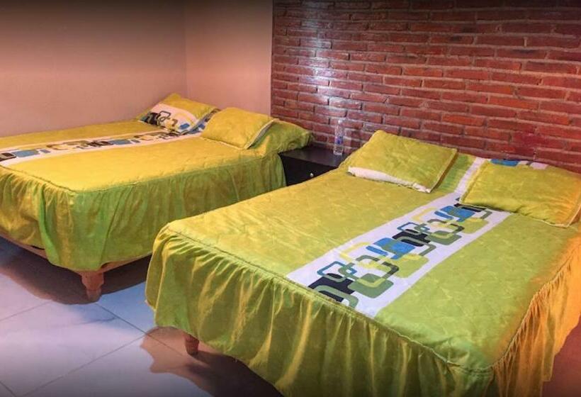 فندق Suave Patria