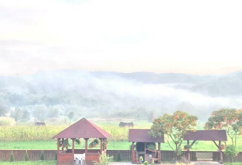 פנסיון Casa Lendel