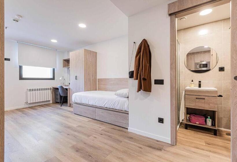 فندق صغير Micampus Santander Student Residence