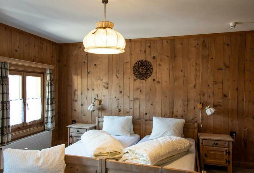 ベッドアンドブレックファースト Alpina Hotel Apartments