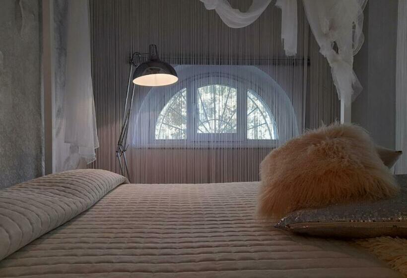 بنسيون San Goro 1