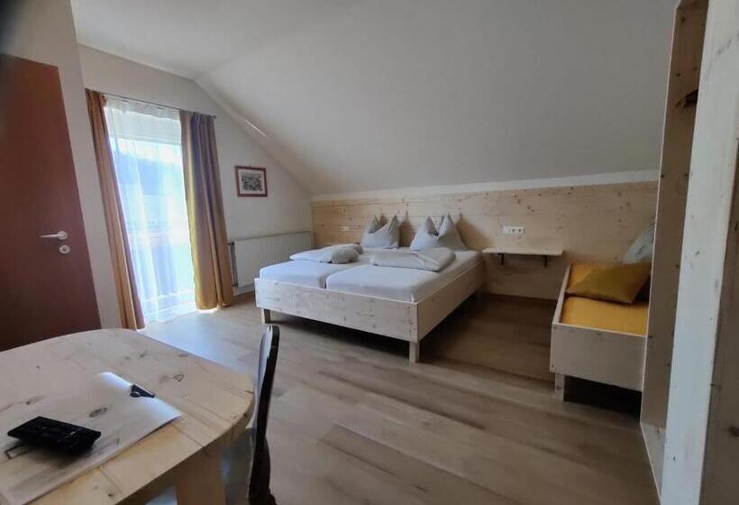 هاستل Weingut Lieschnegg