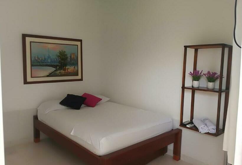 Miraluna Hotel Boutique