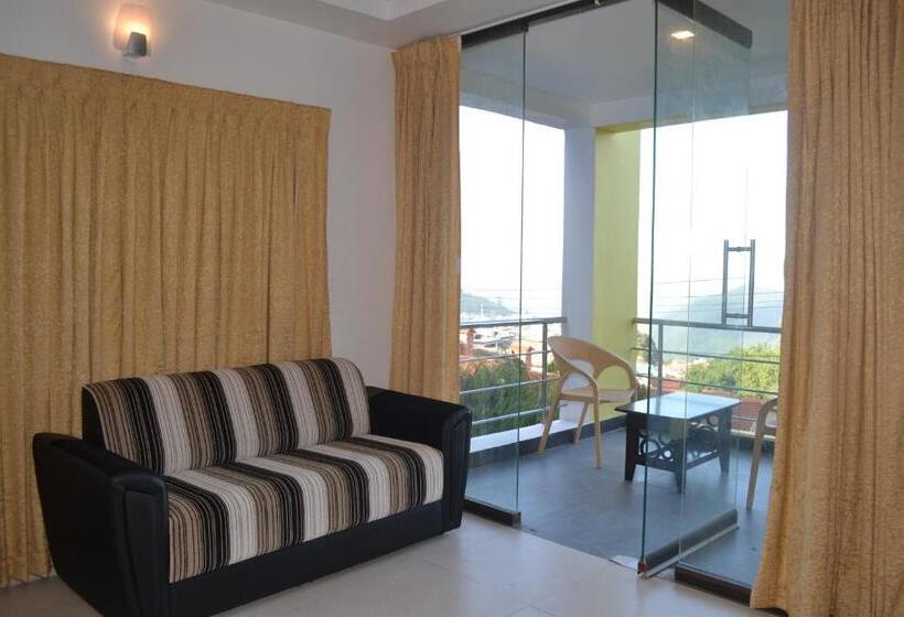 پانسیون Swiss Cottage