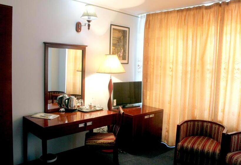 فندق Grand Bukhara