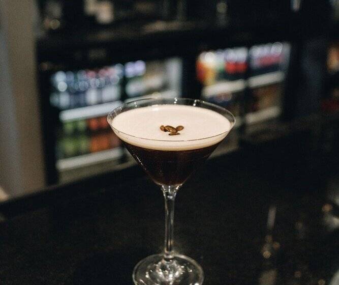 호텔 Donnington Grove Country Club