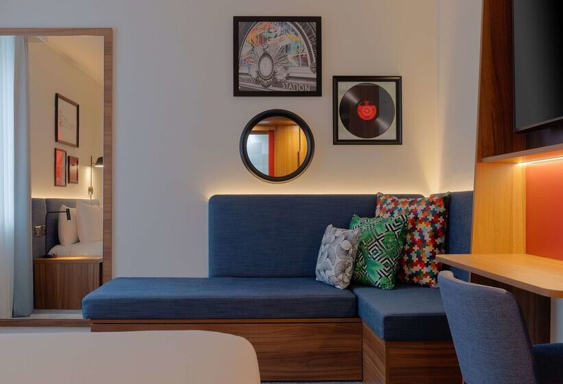 هتل Hampton By Hilton London Waterloo