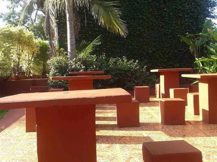 هتل Los Helechos Ii