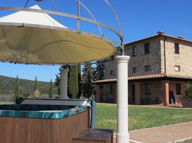 田舎風ホテル Agriturismo Il Felciaione