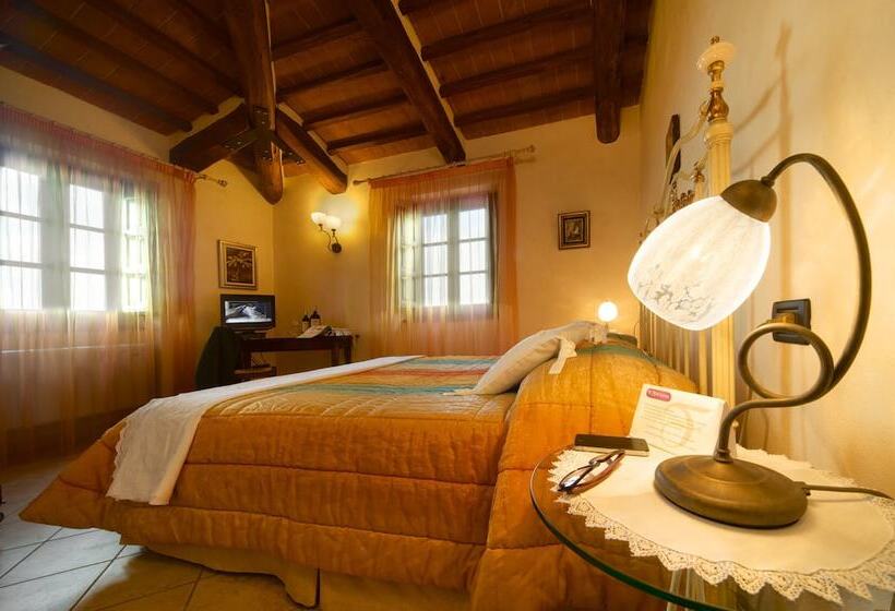 田舎風ホテル Agriturismo Il Felciaione