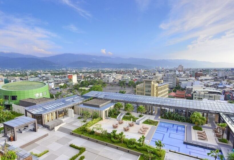 هتل Silks Place Yilan