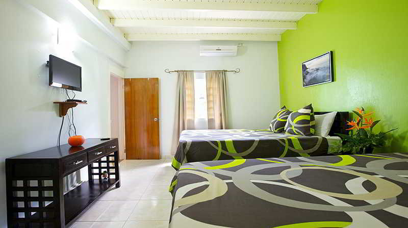 پانسیون Paradise Inn