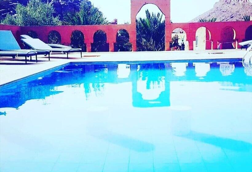 هاستل Auberge Camping Oasis El Mharech