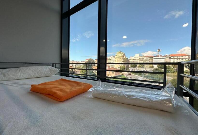 هاستل Vigo Beds & Rooms