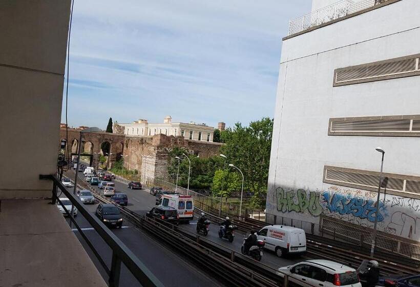 تختخواب و صبحانه Alenic