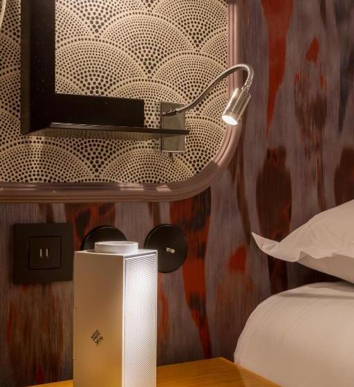 ホテル Hôtel Crayon Rouge