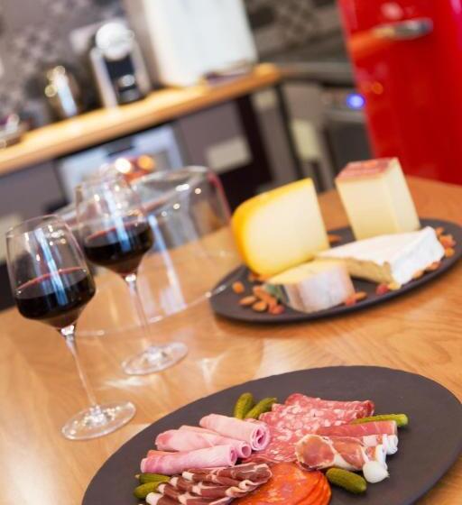 ホテル Hôtel Crayon Rouge