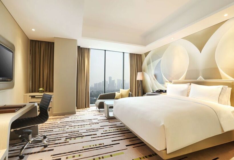 בית מלון כפרי Doubletree By Hilton Jakarta   Diponegoro