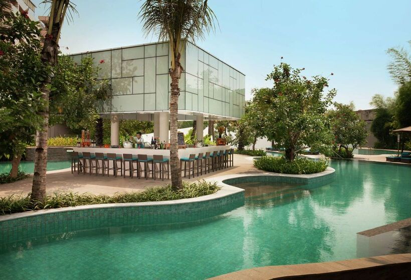 בית מלון כפרי Doubletree By Hilton Jakarta   Diponegoro