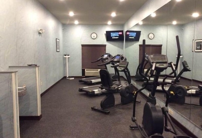 فندق Holiday Inn Express & Suites Butler, An Ihg