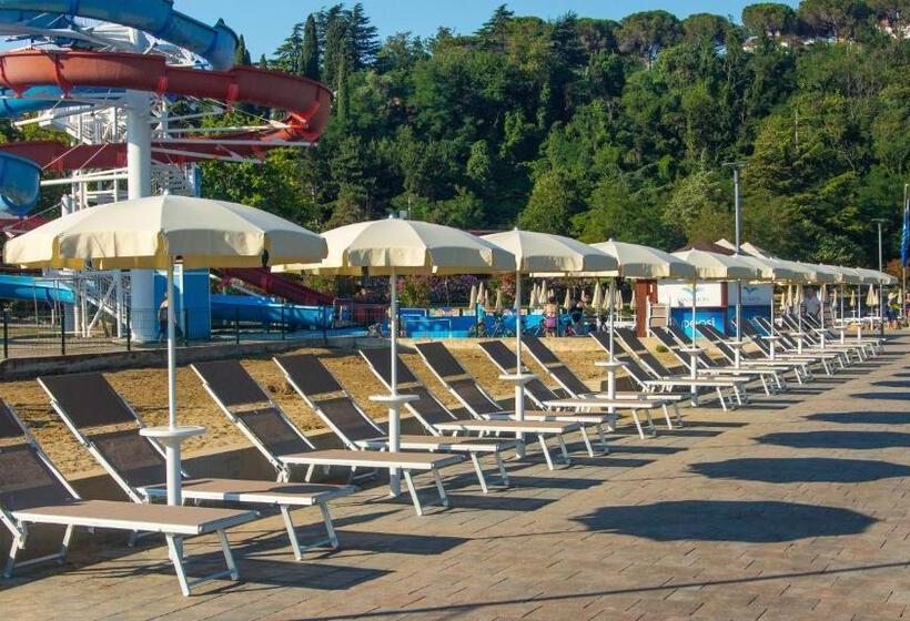 Mirta  San Simon Resort