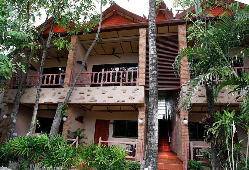 Friendship Beach Resort & Atmanjai Wellness Centre