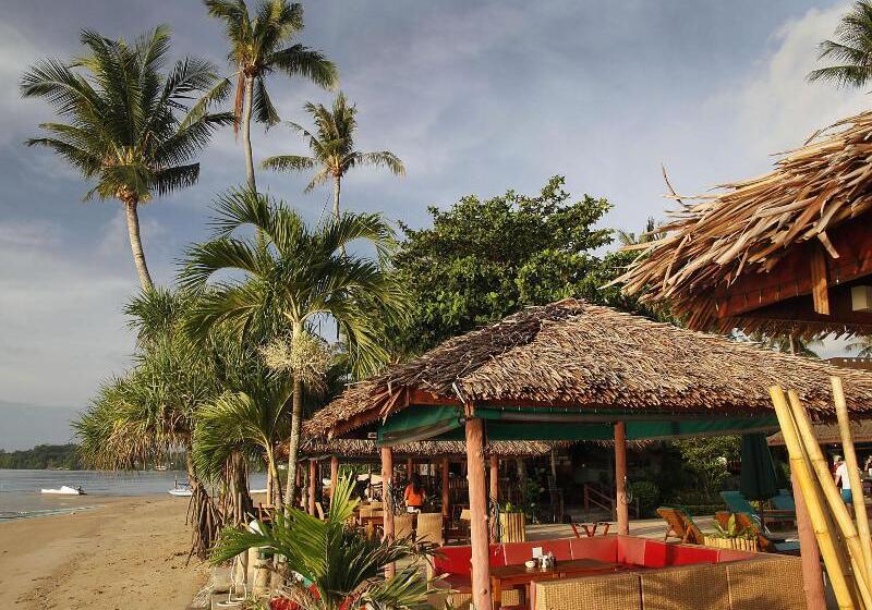 Friendship Beach Resort & Atmanjai Wellness Centre