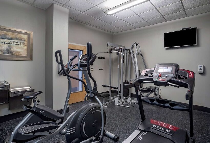Отель Best Western Plus Philadelphia Airport South At Widener University