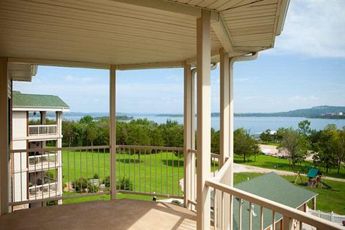 בית מלון כפרי Bluegreen Vacations Paradise Point