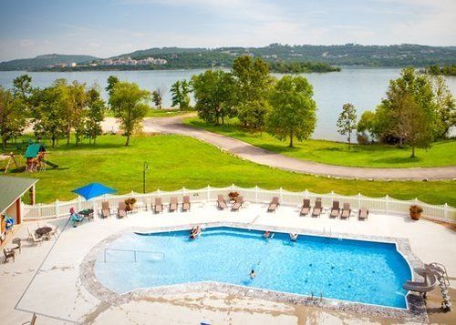 בית מלון כפרי Bluegreen Vacations Paradise Point