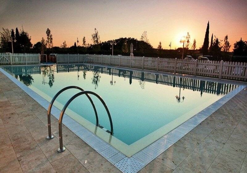 ホテル Chianti Village Morrocco