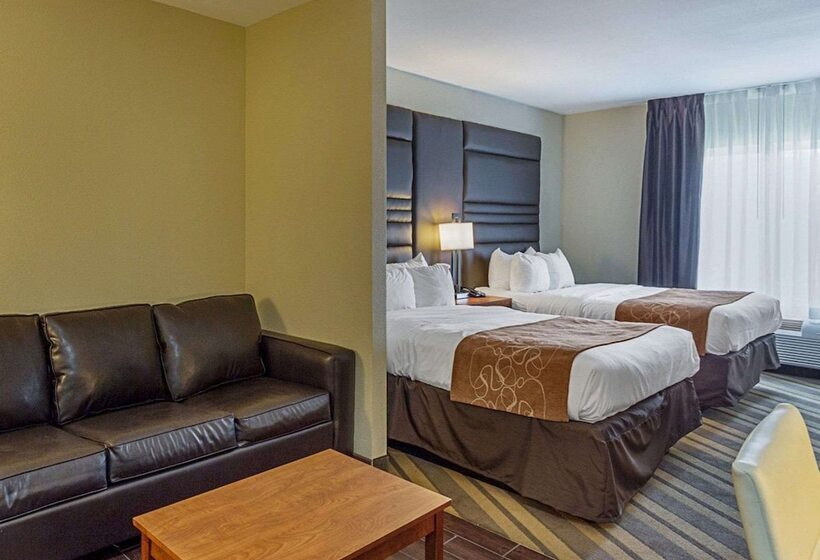 בית מלון כפרי Comfort Suites Near Tanger Outlet Mall