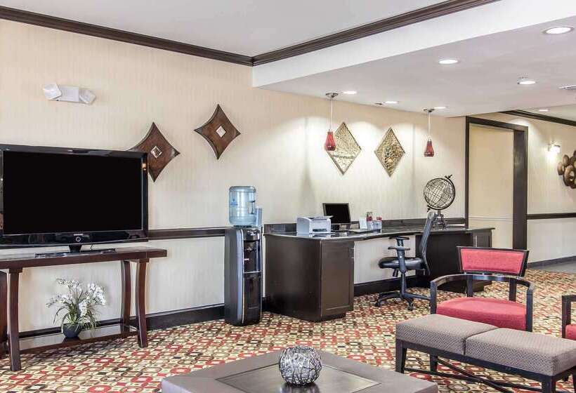 هتل Comfort Suites Lawton Near Fort Sill