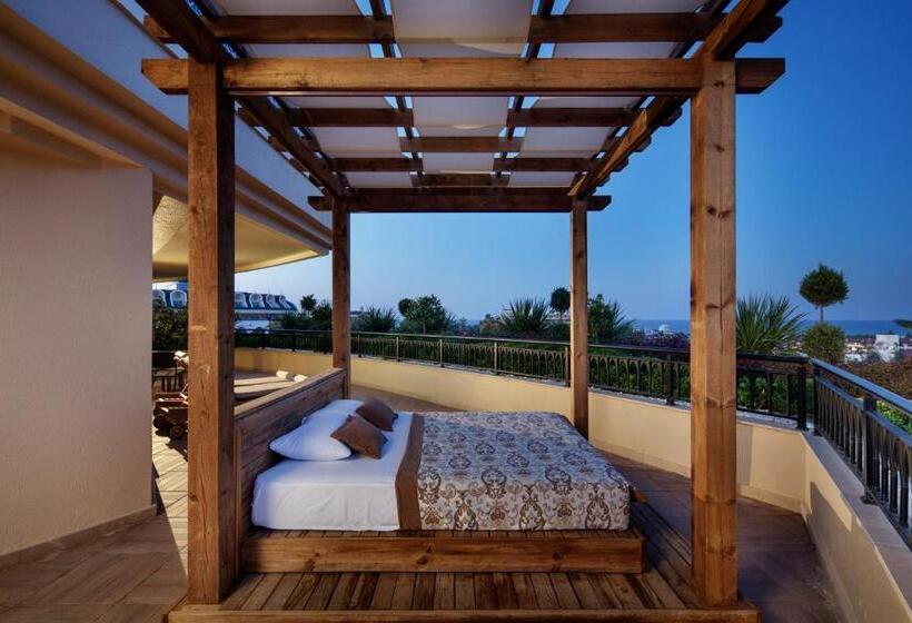 Crystal Sunset Luxury Resort & Spa - Ultimate All Inclusive