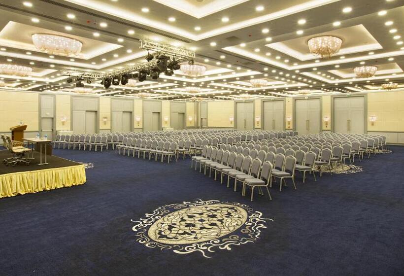 Dedeman Bostanci Istanbul Hotel & Convention Center