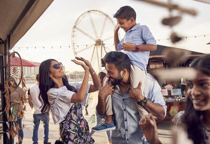 Отель Doubletree By Hilton  Dubai  Jumeirah Beach