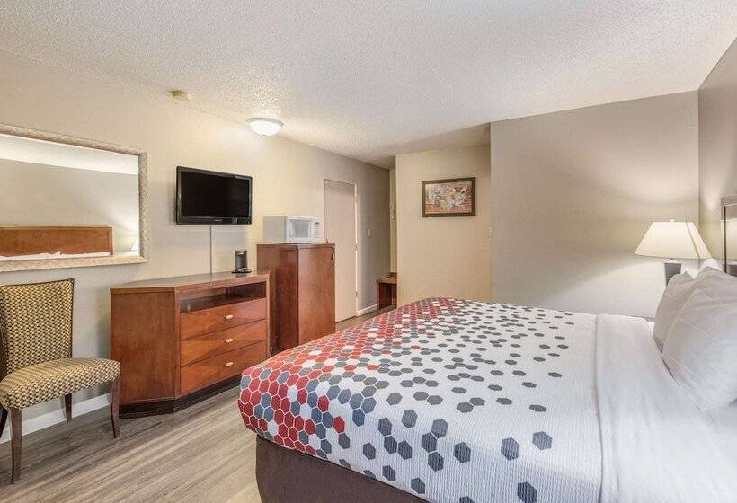 酒店 Econo Lodge Inn & Suites