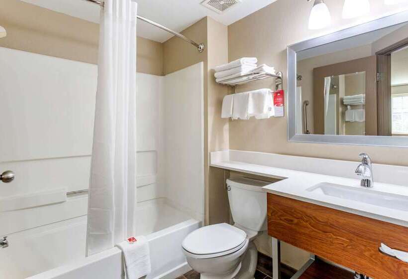 호텔 Econo Lodge Inn & Suites