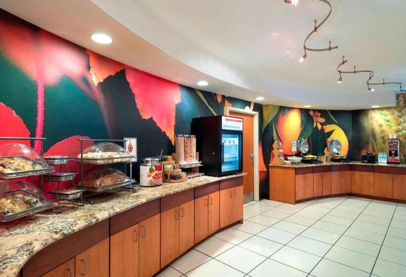 ホテル Fairfield Inn & Suites By Marriott State College