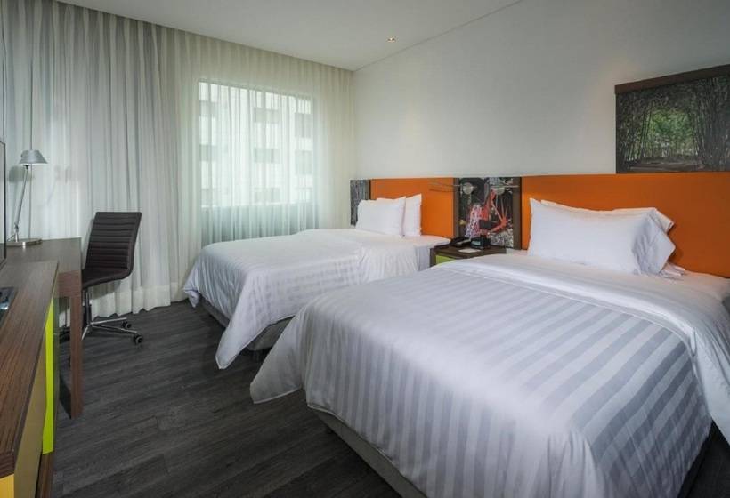 هتل Hampton By Hilton Cali, Colombia