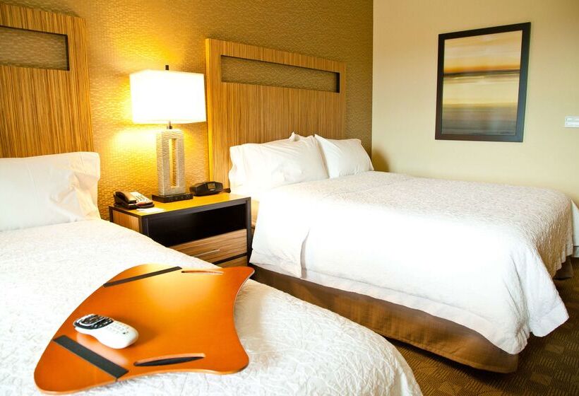 酒店 Hampton Inn & Suites Salinas