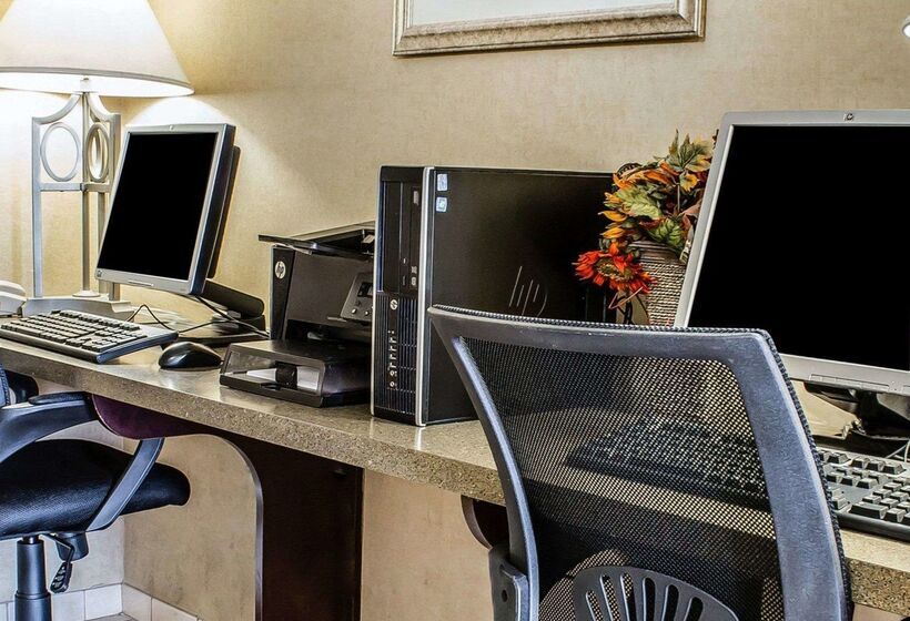 酒店 Mainstay Suites Coralville  Iowa City