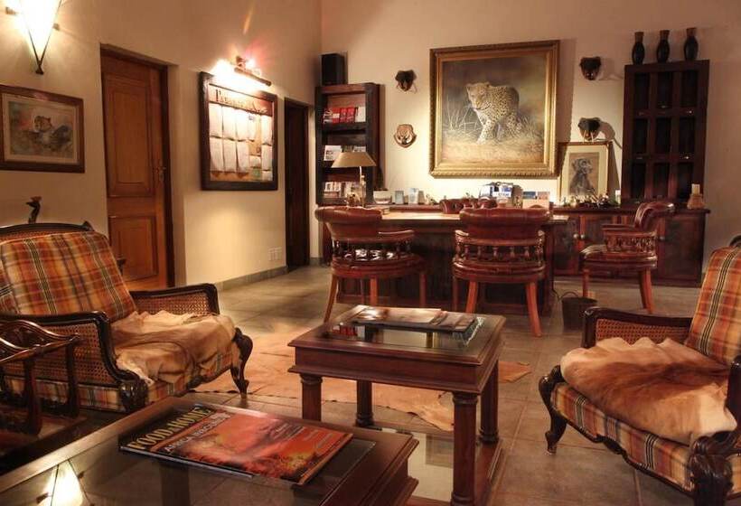 Отель Pakamisa Private Game Reserve