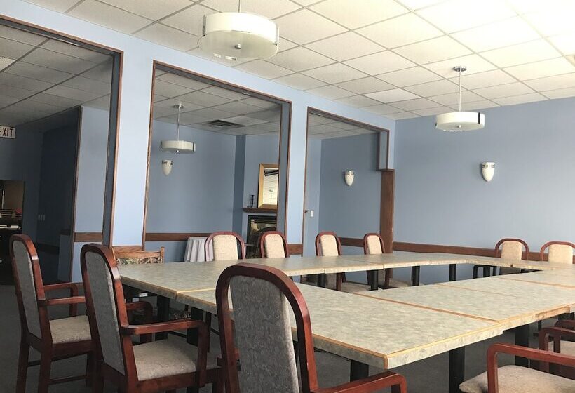 בית מלון כפרי Quality Inn & Suites