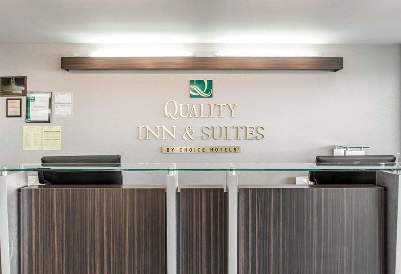 בית מלון כפרי Quality Inn & Suites