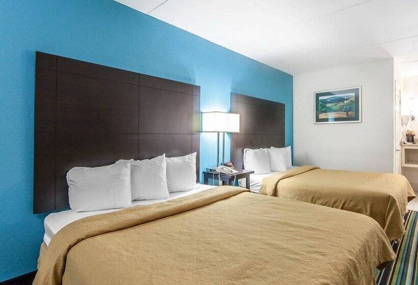 בית מלון כפרי Quality Inn & Suites