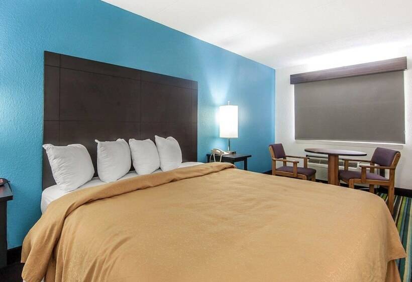בית מלון כפרי Quality Inn & Suites