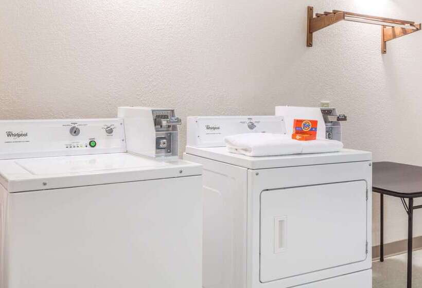 فندق Ramada By Wyndham Panama City