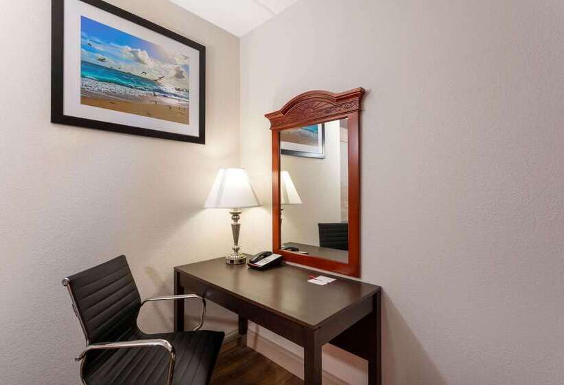 فندق Ramada By Wyndham Panama City