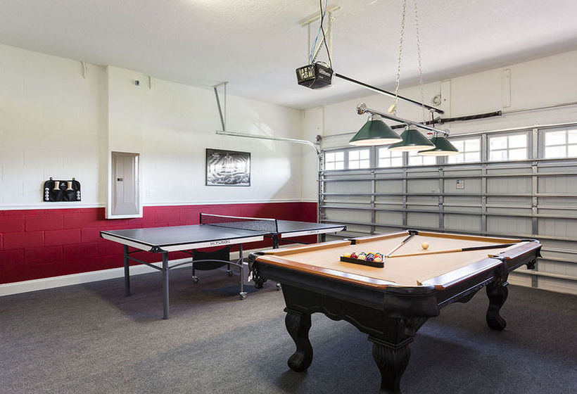 בית מלון כפרי Starmark Vacation Homes